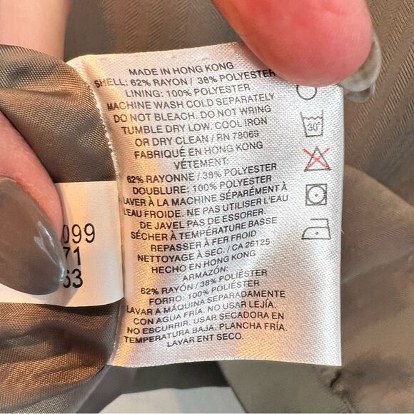 Ashworth golf vest 🏌️‍♂️ excellent condition 🏌️‍♂️ pockets 🏌️‍♂️ large - Picture 2 of 7